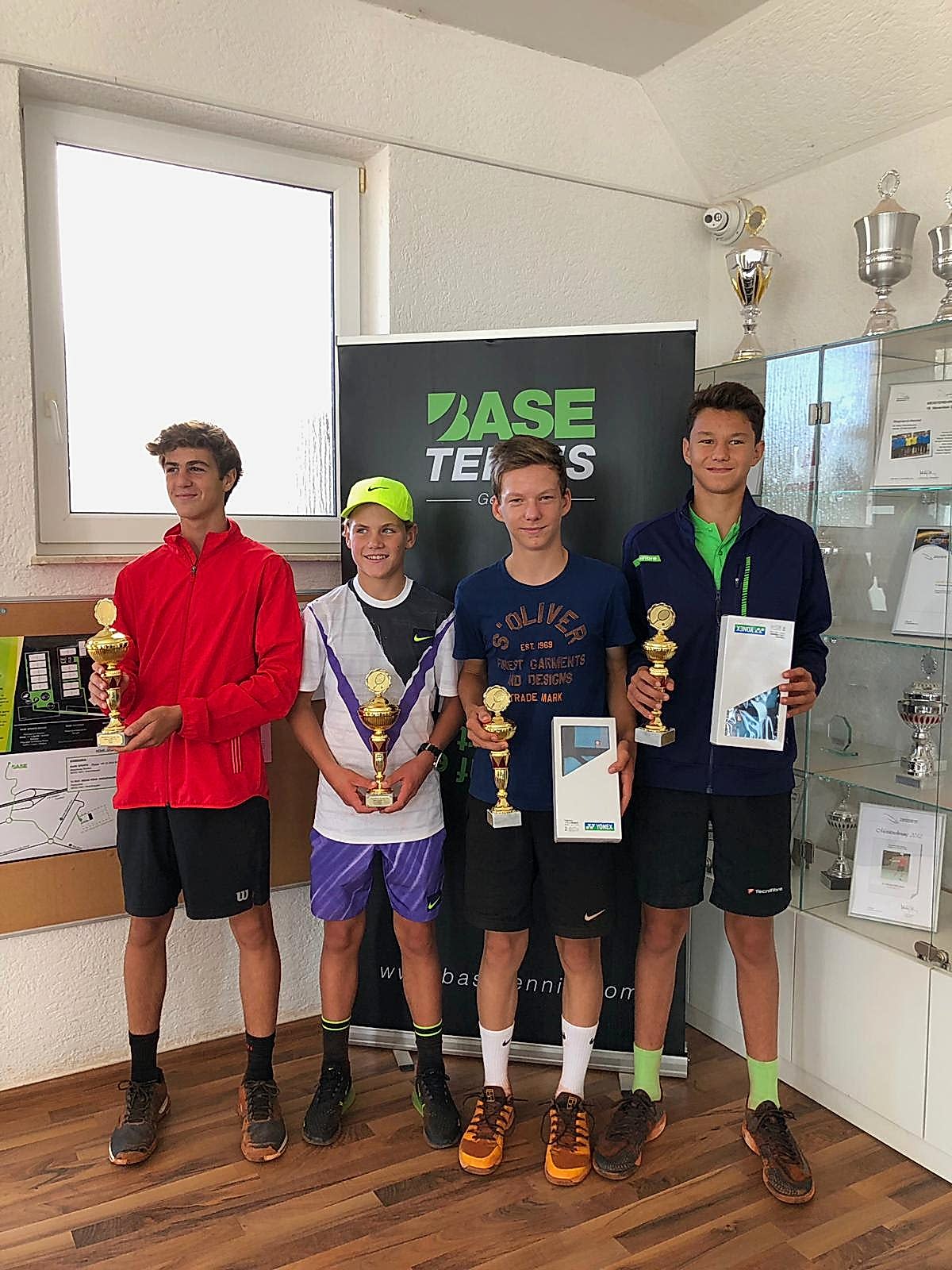 BACK-TO-BACK TENNIS EUROPE EVENTS